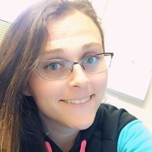 Meet your Posher, Corinne